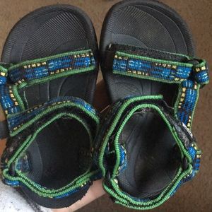 Kids teva sandals